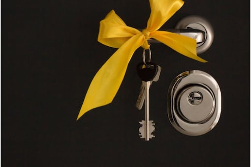 Planning to Buy a Property in August 2021? Here are the Auspicious Days and Time Planning to Buy a Property in August 2021? Here are the Auspicious Days and Time