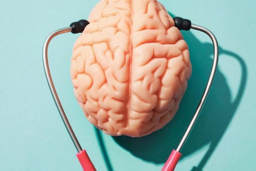 Alice in Wonderland Syndrome- A Rare and Real Mental Health Condition Pune Man Treated for Rare Condition Dubbed 'Alice in Wonderland' Syndrome