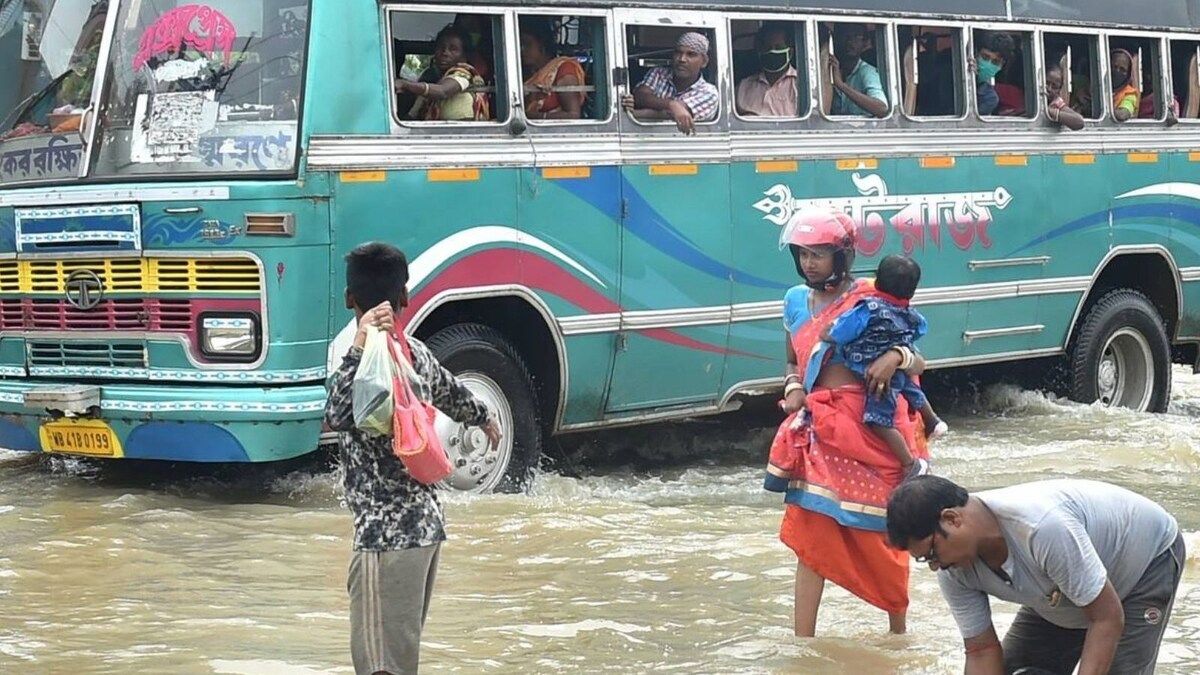 2 Lakh People Affected as Water Discharge from Dams Flood Villages in 6 ...