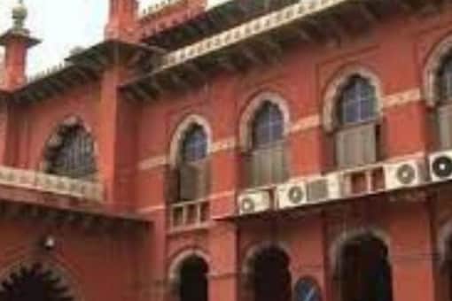 Earlier, a single judge bench of Madras HC, directed the Centre to consider and provide citizenship for these Sri Lankan refugees. (Image: News18/File) 