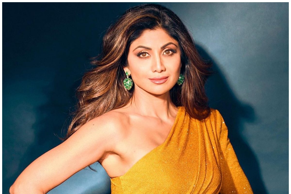 Bollywood Actress Shilpa Shetty Ka Sex Photo Please Come - Bollywood Rallies Behind Shilpa Shetty as She Breaks Silence on Raj Kundra  Case, Requests for Privacy - News18
