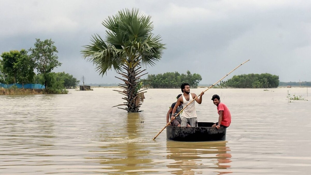 Flood Situation Still Grim in South Bengal, Three Rivers in Spate in Malda