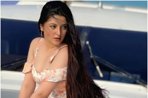 510px x 340px - Bangladeshi Actress Pori Moni Arrested, Drugs and Imported Liquor Recovered  from Residence