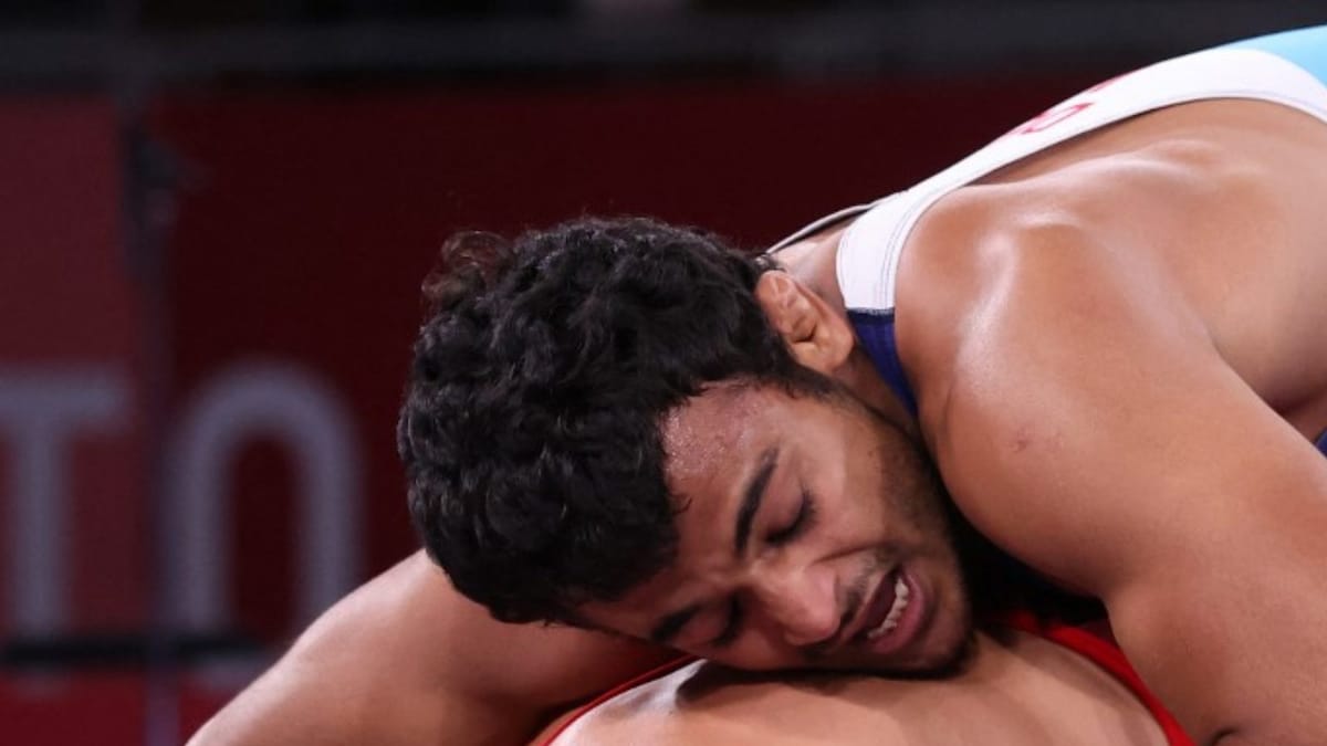 Tokyo 2020: Wrestling Federation of India Sacks Deepak Punia's Coach For Assaulting Referee