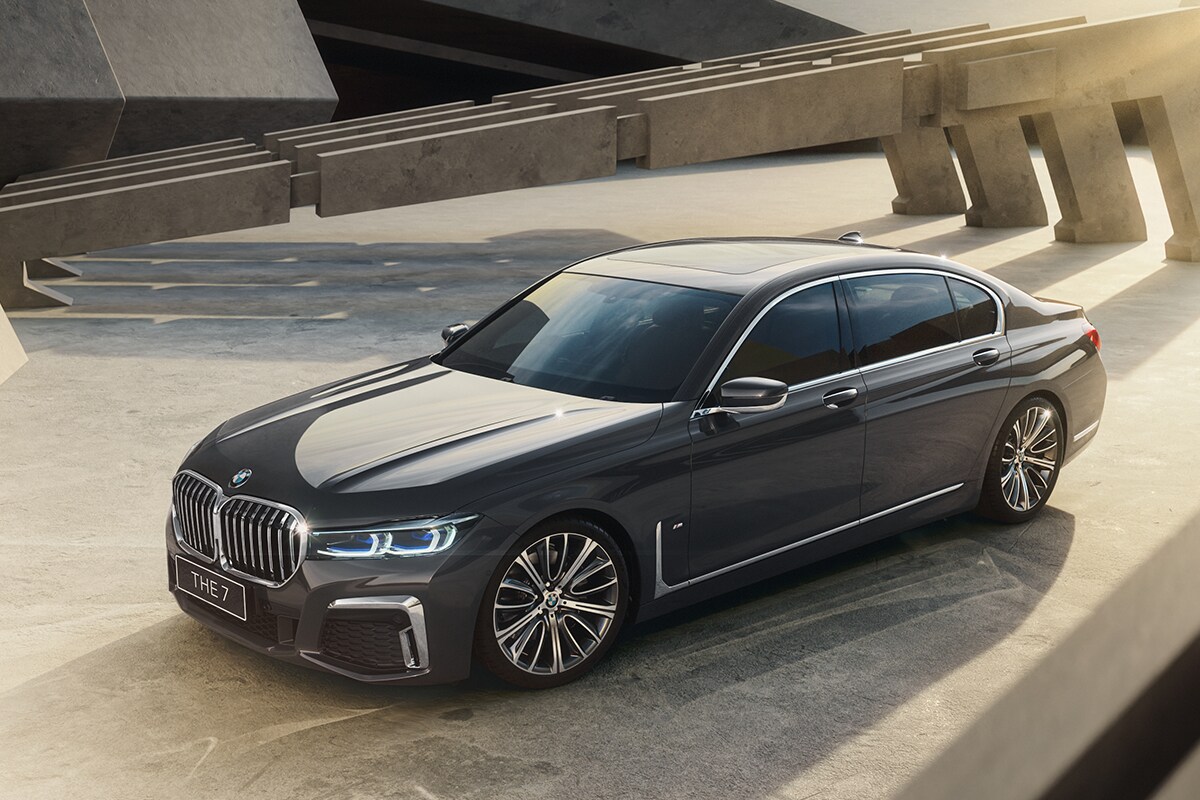 In Pics: BMW Individual 740Li M Sport Edition Launched in India, See ...