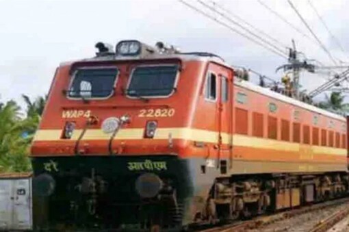 Railways Invites Bids for Hydrogen Fuel-based Tech for Diesel-run Trains