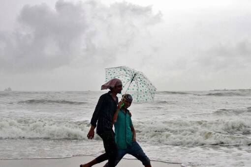 Alappuzha and Mavelikkara got 11 cm of rainfall each. Cherthala received 10 cm and parts of Ernakulam over eight cm. (Image: REUTERS)