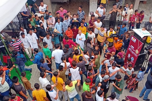 Golden Boy! Neeraj Chopra's Village Erupts into Celebrations, Chants 'Chak De India'