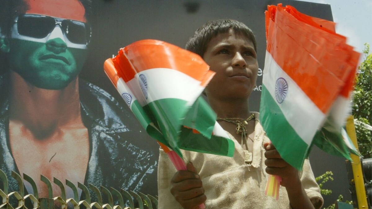 'Dignity of the Flag': Ahead of I-Day, Centre Tells States to Stop Using Tricolour Made of Plastic