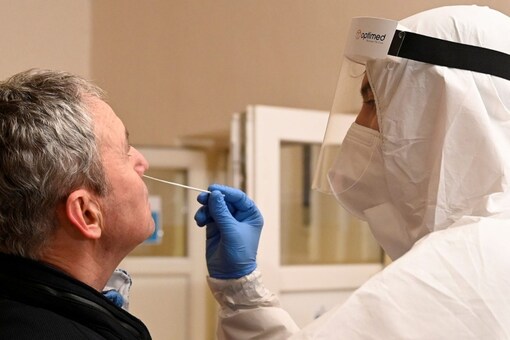 A research, published in the journal EClinicalMedicine, found that people who have recovered from Covid-19 may face problems in cognitive tasks such as thinking and attention. (Image: Reuters)