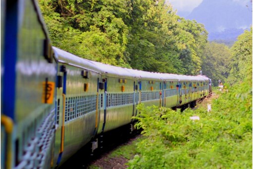 Karnataka chief minister although acknowledged the challenges Railways will face testing thousands of passengers arriving in any train at a go. (Representational Photo)
