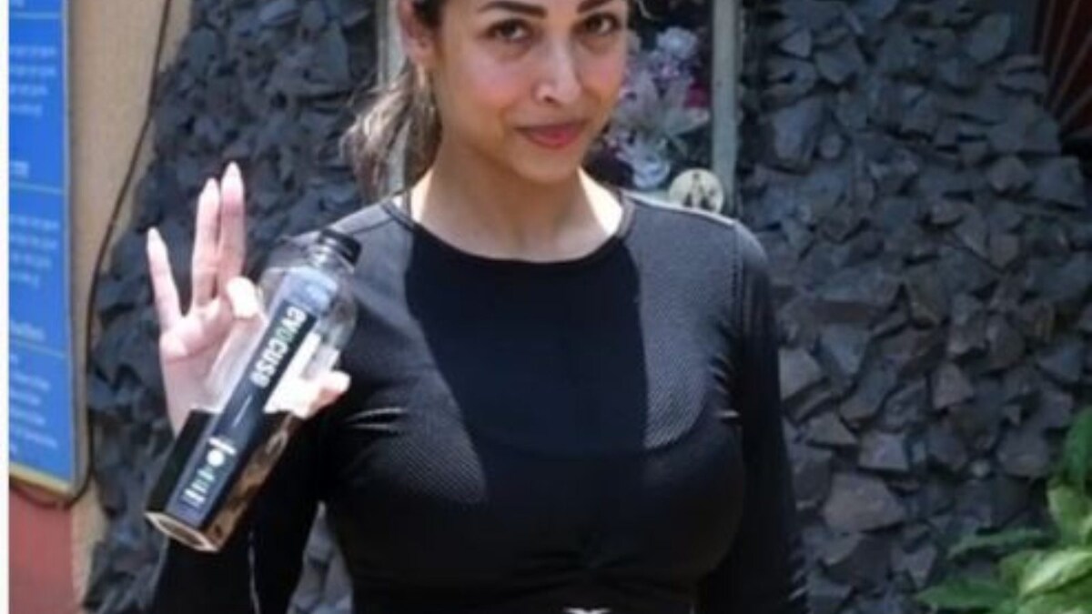 Virat Kohli, Malaika Arora And Shruti Haasan Many Celebrities Drinking Black Water. Should You