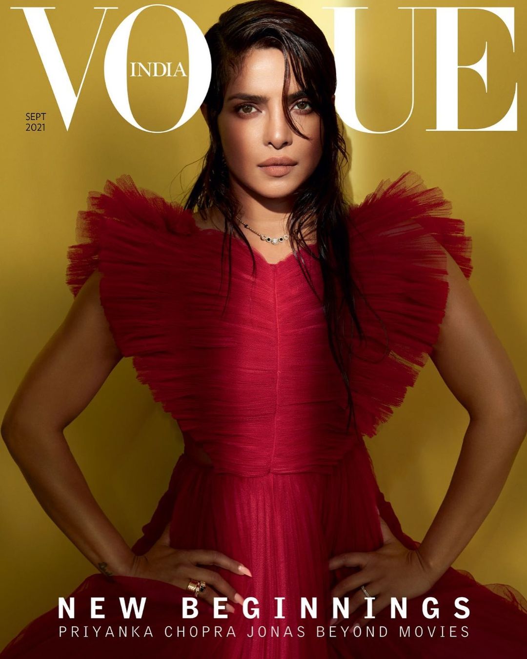 Gigi Hadid Vogue Magazine Announce 
