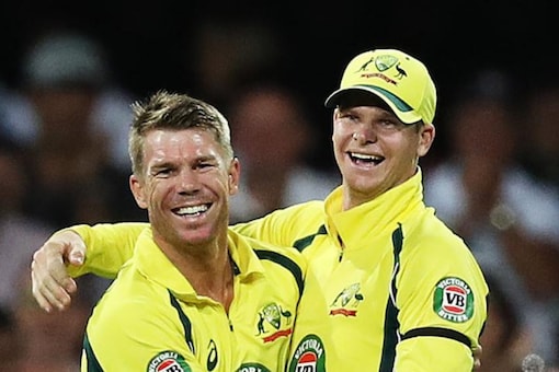 स्टीव स्मिथ और डेविड वार्नर ऑस्ट्रेलिया के लिए टी20 वर्ल्ड कप में खेलने के लिए तैयार हैं।
