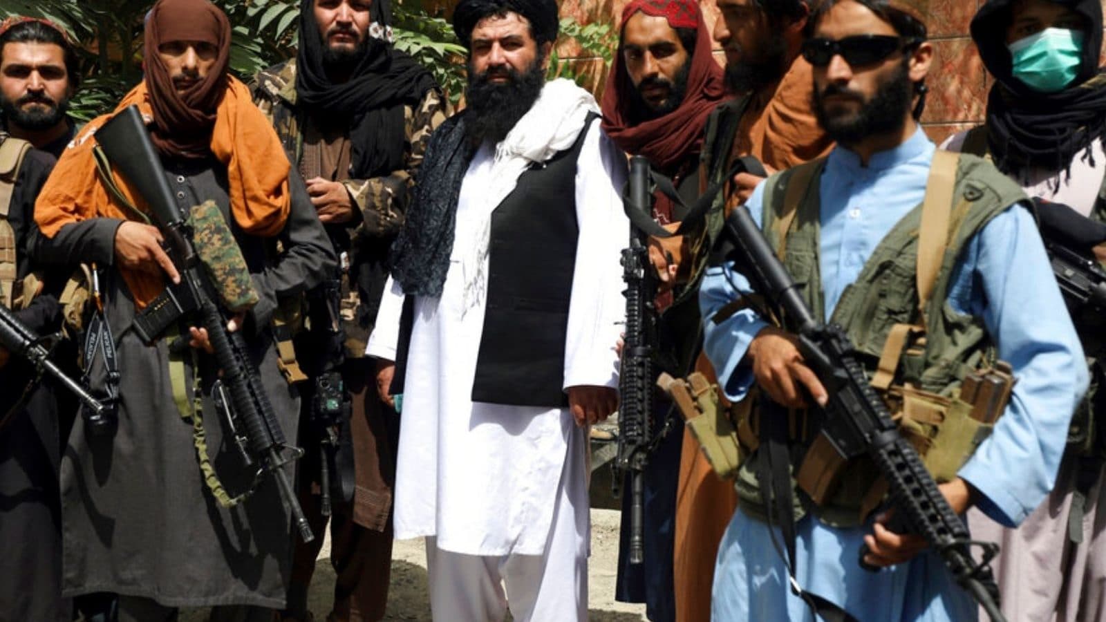 Tidak ada lagi perlawanan?  Panjshir jatuh ke tangan Taliban dengan pembunuhan komandan senior dan Amrullah Saleh di lokasi yang dirahasiakan setelah pengeboman