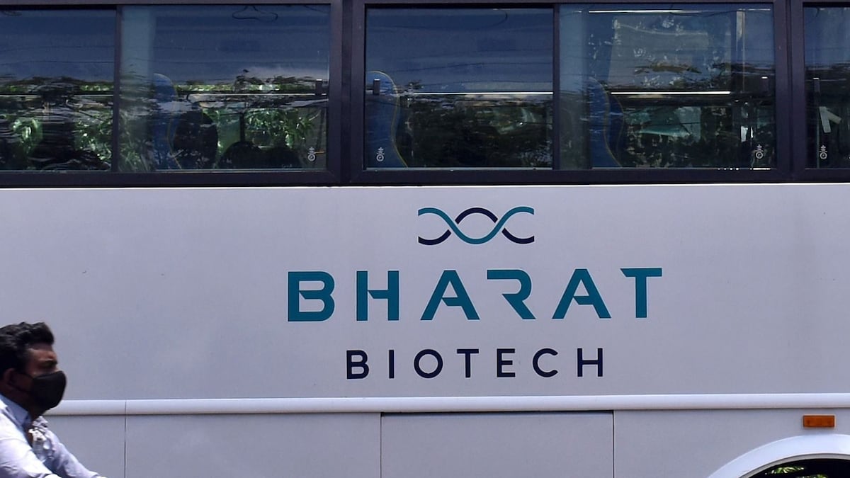 SEC Recommends Bharat Biotech to Conduct Late-stage Trials, Submit Booster Protocol