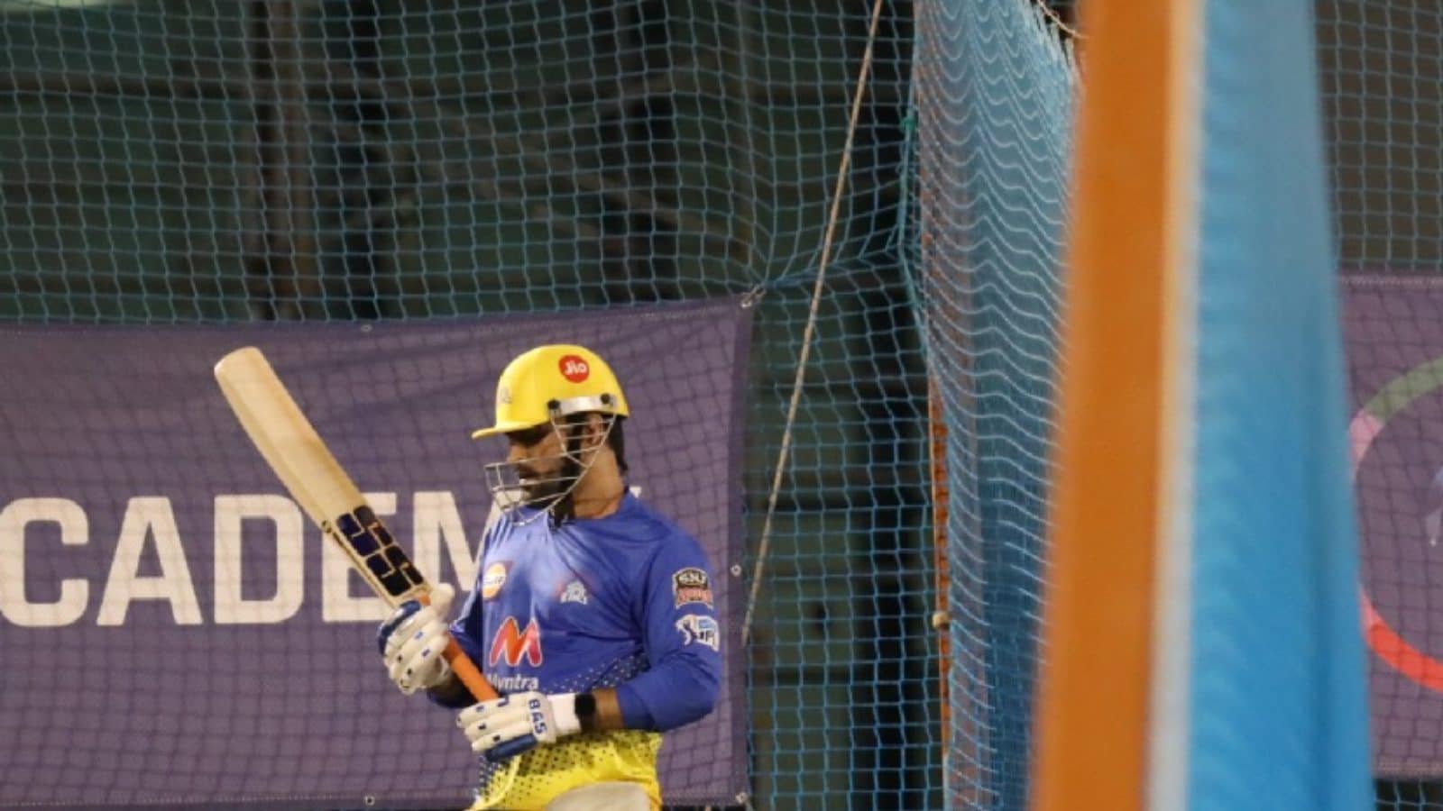 IPL 2021:MS Dhoni Gets into the Groove at the Nets ...