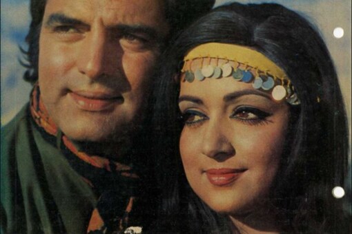 Feroz Khan and Hema Malini in Dharmatma