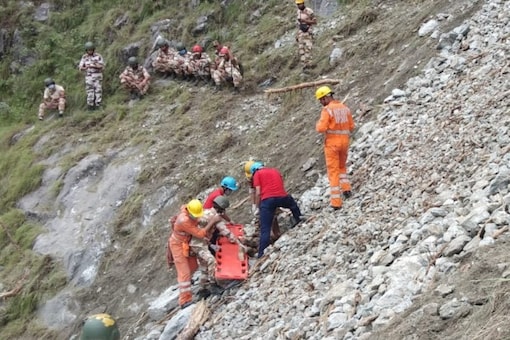 A team of the National Disaster Response Force (NDRF) engaged in search and rescue operation at Kinnaur landslide site in Himachal Pradesh. (ANI) A team of the National Disaster Response Force (NDRF) engaged in search and rescue operation at Kinnaur landslide site in Himachal Pradesh. (ANI)