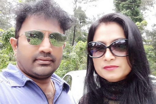 Before dying by suicide, the couple had called Mangalore police commissioner N Shashi Kumar and said they couldn’t bear the pain of Covid-19 and had decided to kill themselves. (News18)