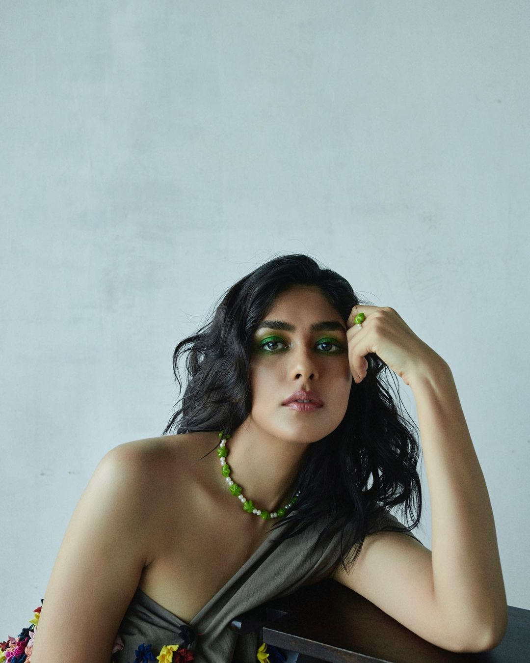 Mrunal Thakur casts a magical spell in the one-shoulder outfit. 
