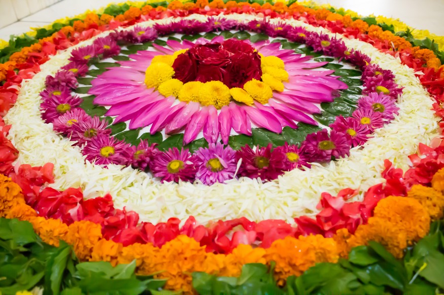 Onam Pookalam Designs Beautiful and Simple Rangoli Designs With