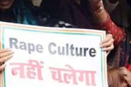 पुडुचेरी की एक विशेष अदालत ने बुधवार को एक नाबालिग छात्रा का यौन शोषण करने के आरोप में 31 वर्षीय ट्यूशन शिक्षक को 10 साल के कठोर कारावास की सजा सुनाई।  (फाइल फोटोः एएनआई)