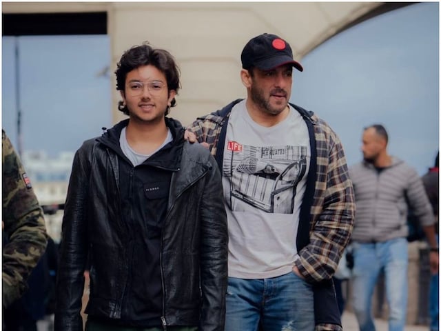 Salman Khan has taken Sohail Khan's son Nirvan with him on the shoot of Tiger 3