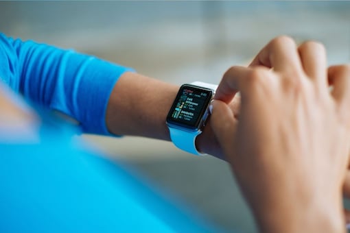 Samsung and Garmin showed a remarkable growth in terms of smartwatch shipments, with a 43 percent and a 62 percent year-on-year growth, respectively. (Image Credit: Pexels)