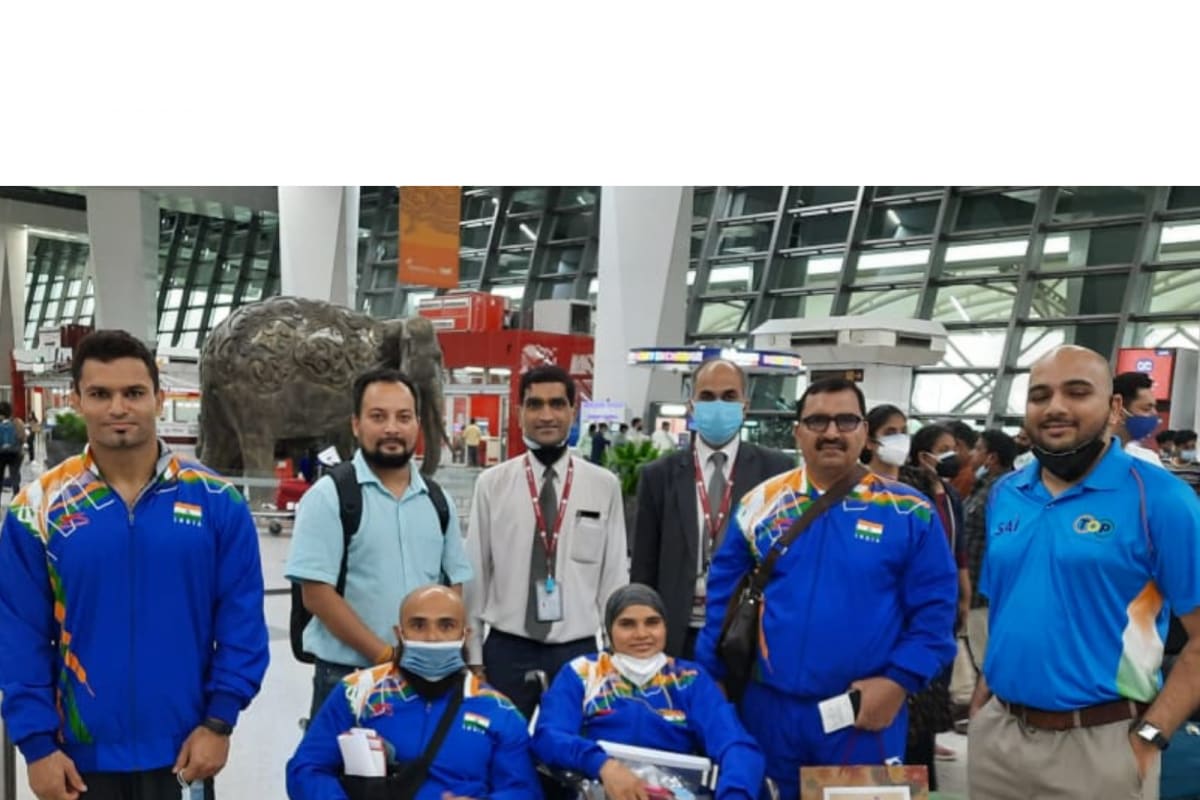 Para Powerlifting Team Leave for Tokyo Paralympics 2020 from Delhi Airport | In Pics