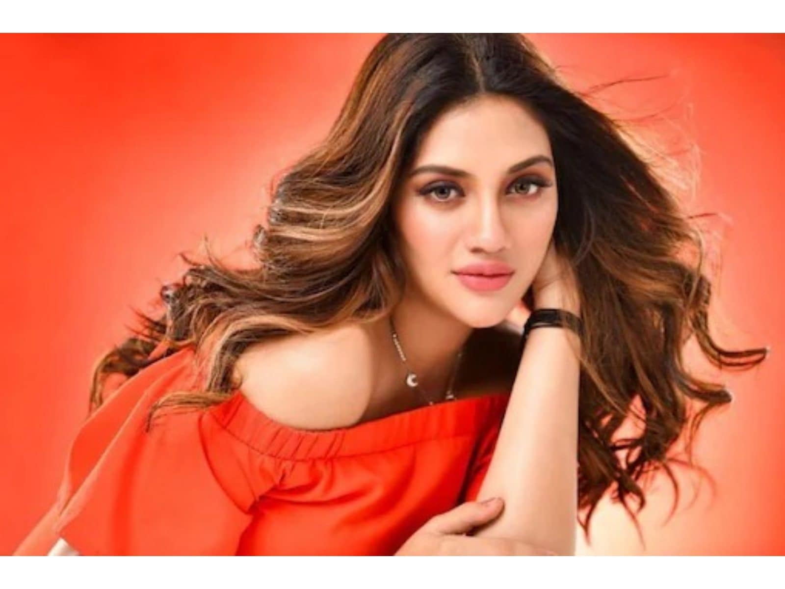 Nusrat Jahan Xx Video - Nusrat Jahan Decides Not to Name Baby's Father; Single Mothers Support Her  Decision - News18