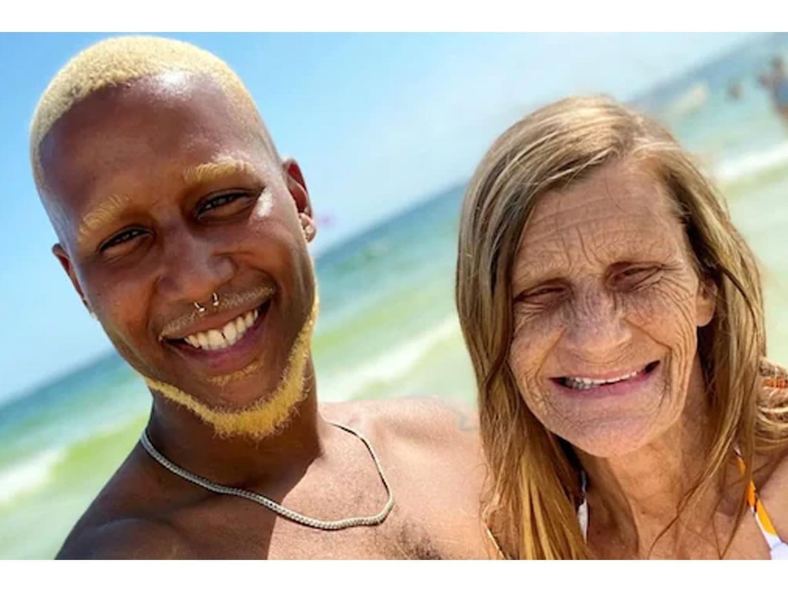 Ancient Granny Boy Sex - 61-Year-Old American Grandma of 17 Finds Love In 24-Year-Old Man
