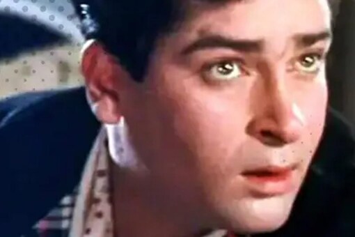 Shammi Kapoor was known for his unique dancing style.