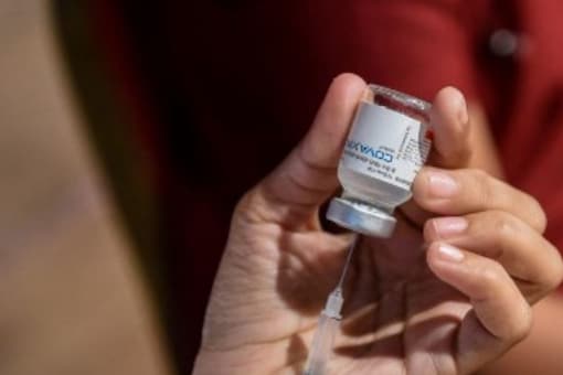 This will be the first-of-its kind study to examine the efficacy of mix and match of injectable and nasal coronavirus vaccines.
(Representational image from AFP)
