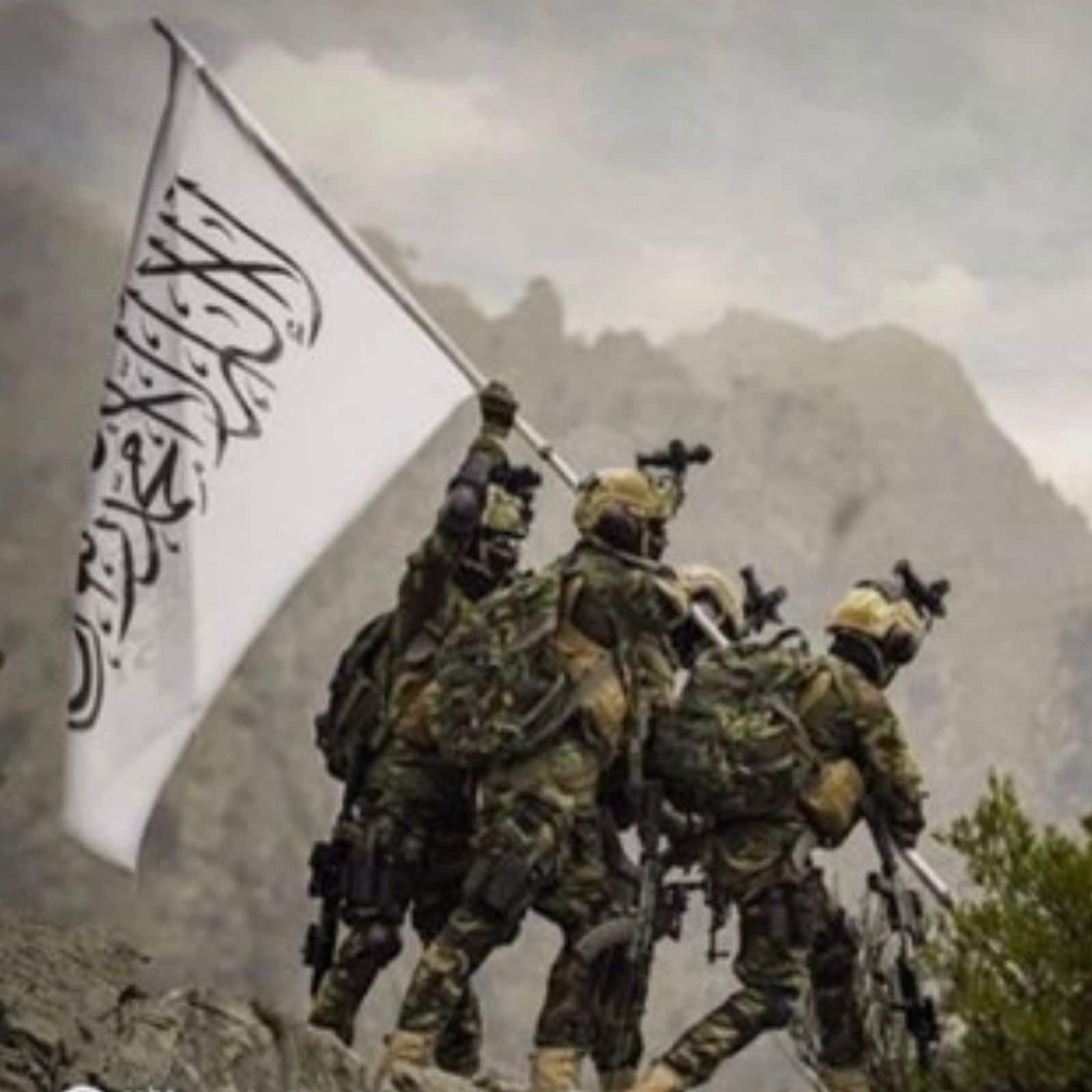 Clad in US Tactical Gear, Taliban 'Mock US' With WWII Photo of Troops Raising Flag at Iwo Jima Clad in US Tactical Gear, Taliban 'Mock US' With WWII Photo of Troops Raising Flag at Iwo Jima