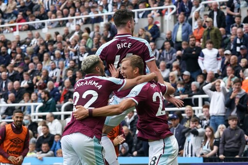 West Ham United beat Newcastle United in the first match of the Premier League.  (AP photo)