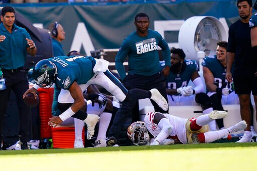 Eagles Coach Nick Sirianni Questions His Own Play-calling