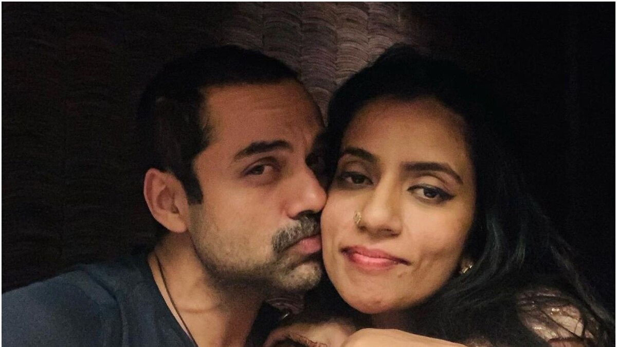 Abhay Deol Shares Mushy Pics With Shilo Shiv Suleman Making Relationship Instagram Official