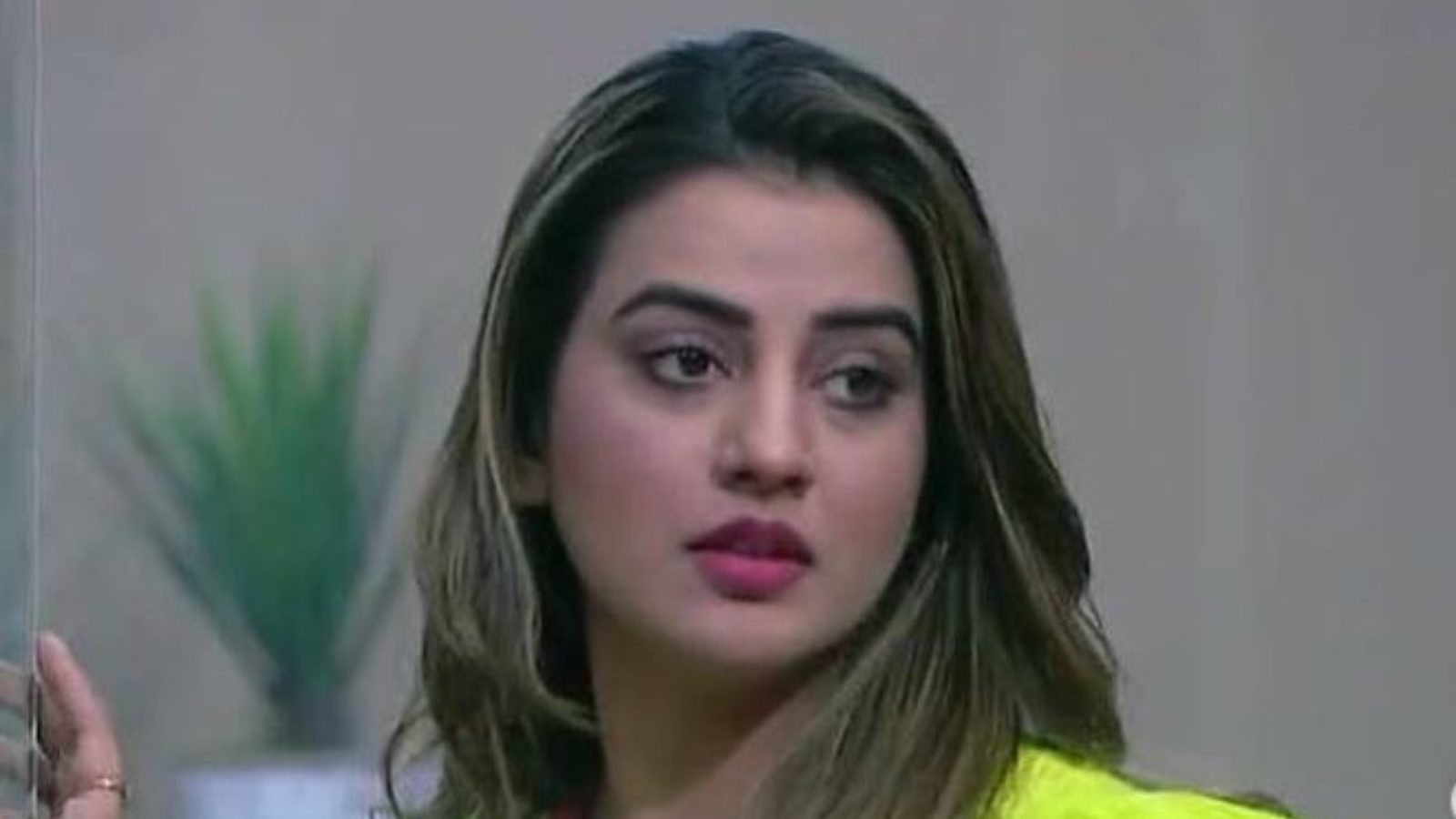 Bigg Boss OTT Fame Akshara Singh Says Her Ex Hired Boys to Throw Acid on Her