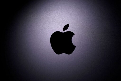 How To Check Whether Someone Is Spying On Your Apple iPhone Or Not