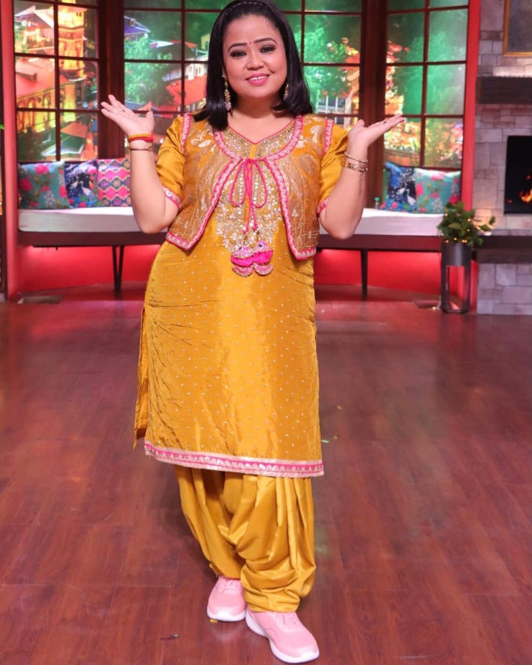 Bharti Singhs Inspiring Weight Loss Journey See The Laughter Queens Most Stylish Moments News18