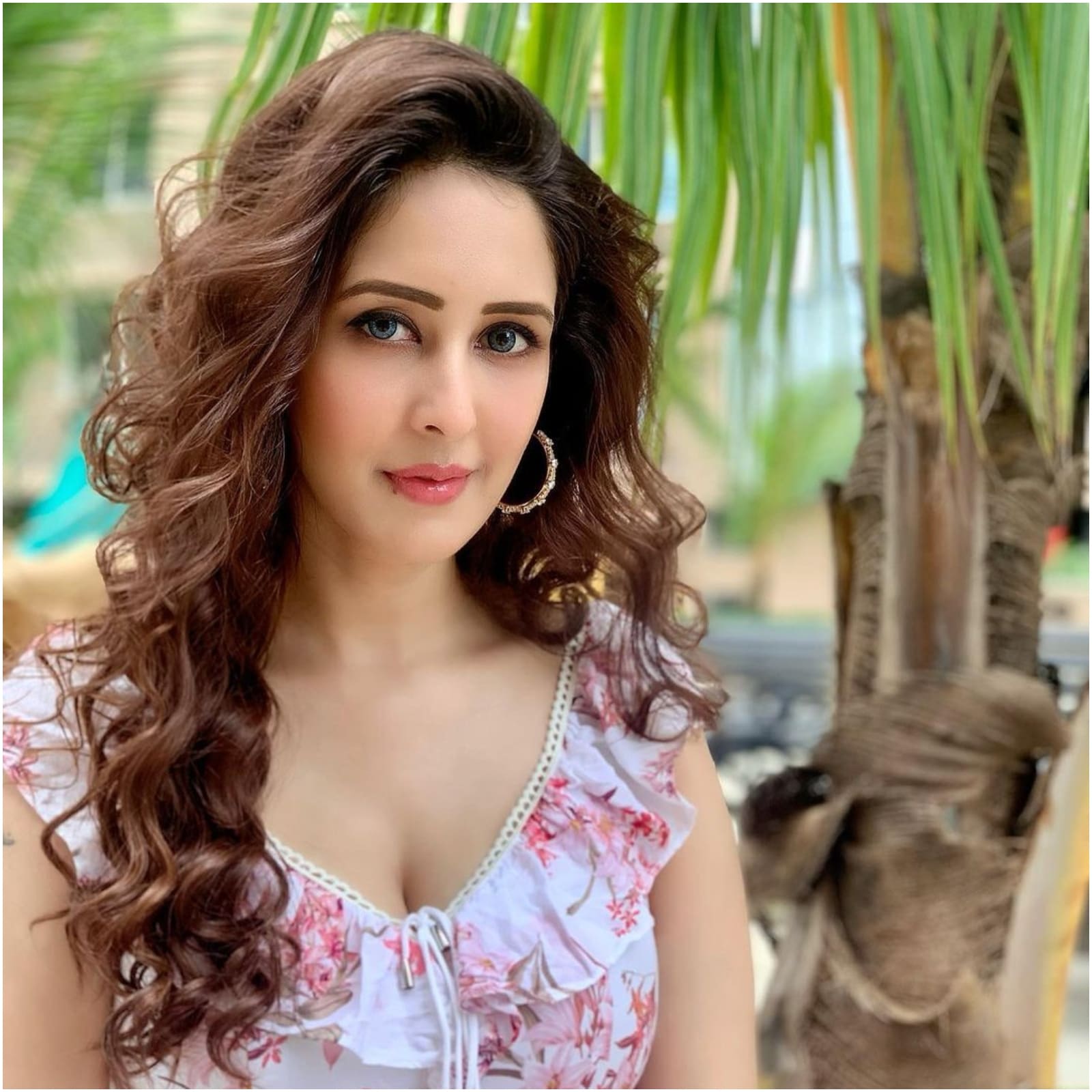 Chahat Khanna Desi Xxx Hd - Bade Achhe Lagte Hain Actor Chahat Khanna's Husband Gets Protection from  Arrest in Rape Allegations - News18