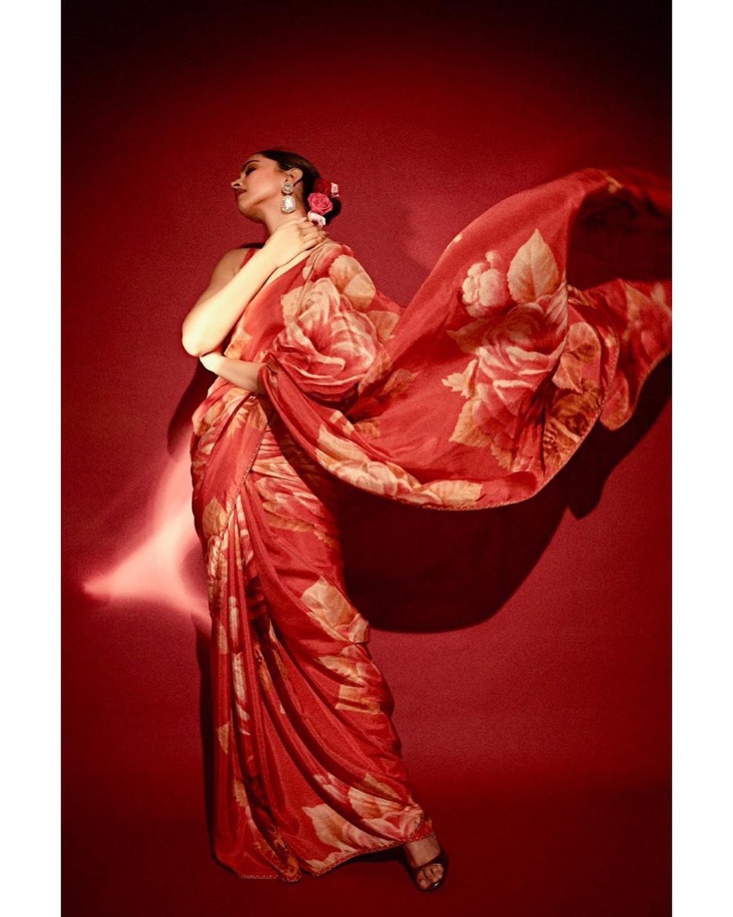 Deepika Padukone wears the floral saree with an unmatched panache.