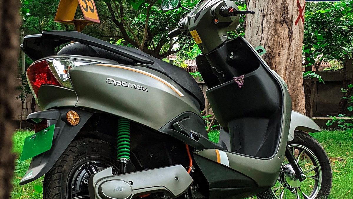 Mahindra Joins Hands with Hero Electric For Production of Electric Two-Wheelers