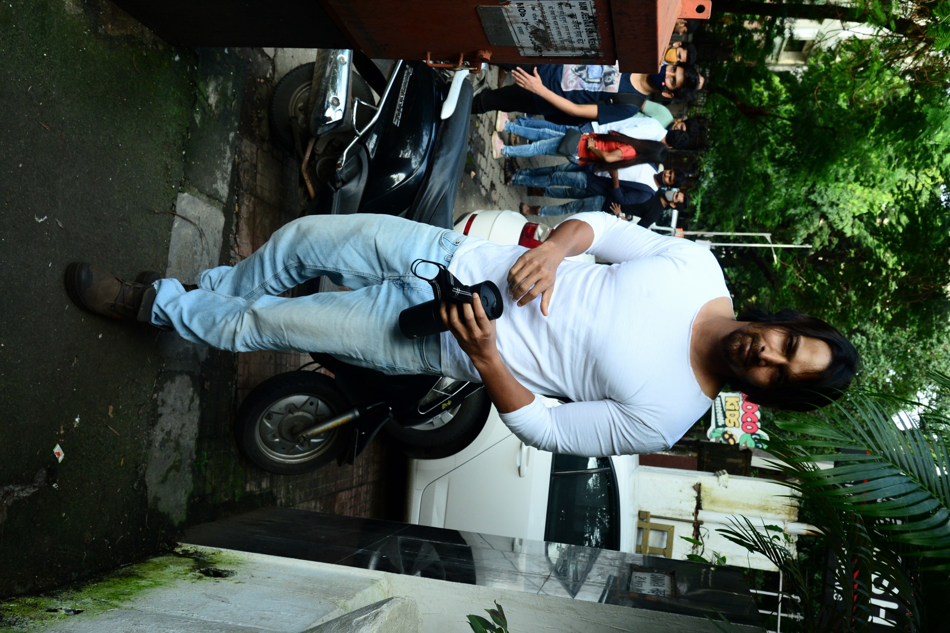 Harshvardhan Rane poses for the paparazzi. 