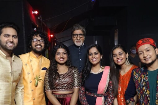 Top 6 finalists of Indian Idol 12 with Amitabh Bachchan on the sets of KBC 13.