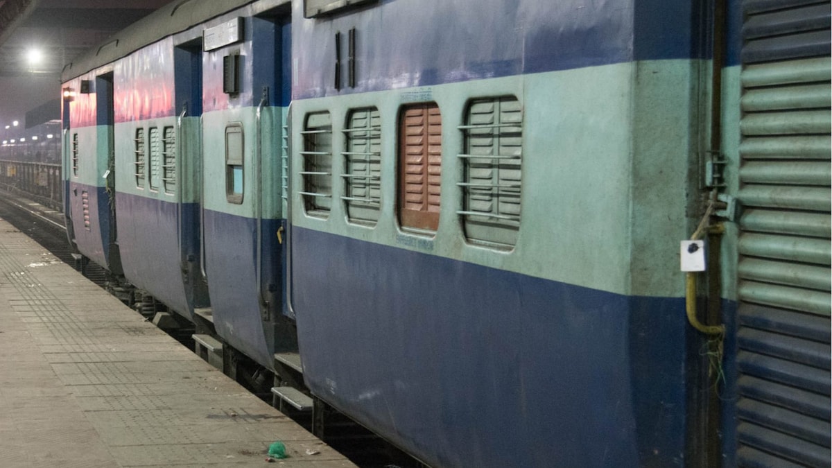 Indian Railways Cancels 495 Trains on January 24; Here’s Step-by-step Guide to Check the List of Cancelled Trains