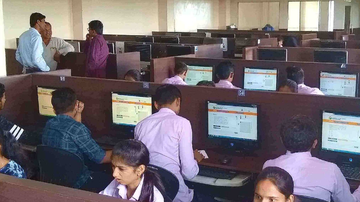 JEE Main Scam: 7 Including Lab Technician, Peon Arrested for Hacking Exam Hall for Coaching Centre