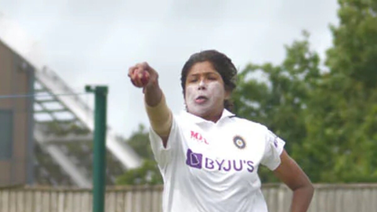 Jhulan Goswami First Woman Cricketer To Launch Rare Nft Cricket