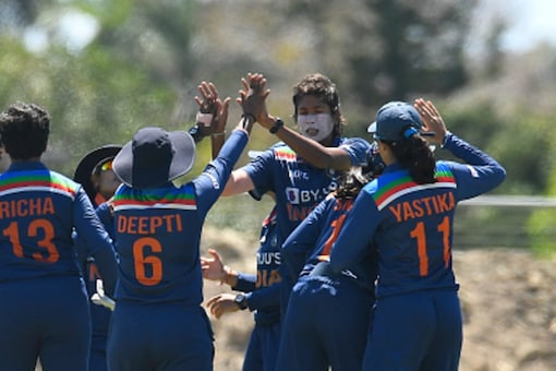 Playing his 192nd game, Jhulan Goswami returned figures of 3-37 in his 10 overs
